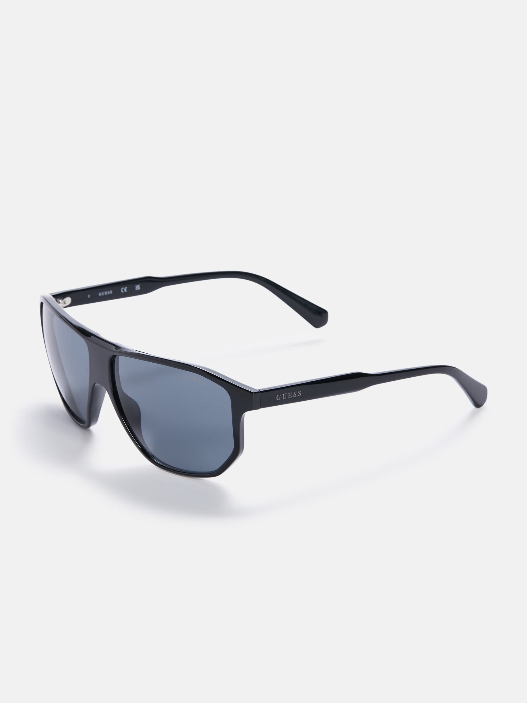

Пластиковые солнцезащитные очки Navigator Guess Factory, черный