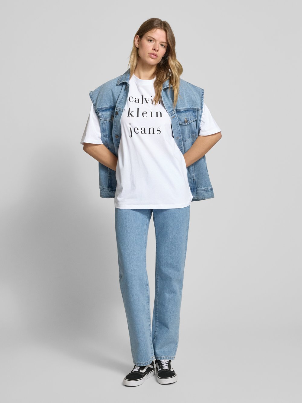 

Футболка с этикеткой, модель «CKJ LOGO» Calvin Klein Jeans, белый