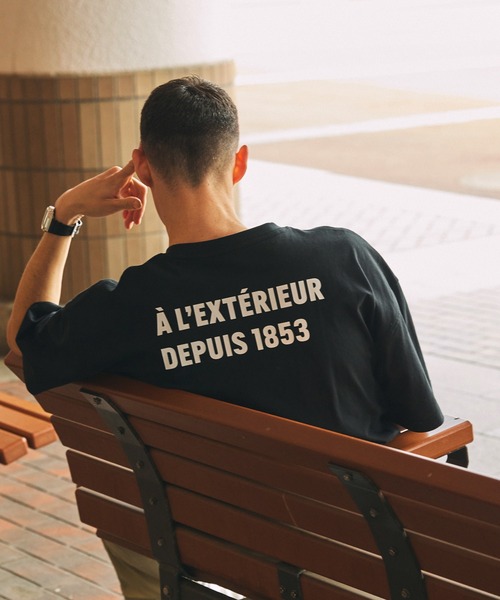 

Футболка с коротким рукавом, с увеличенным логотипом AIGLE на спине, черная