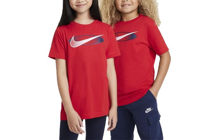 

Детская футболка Nike, красный
