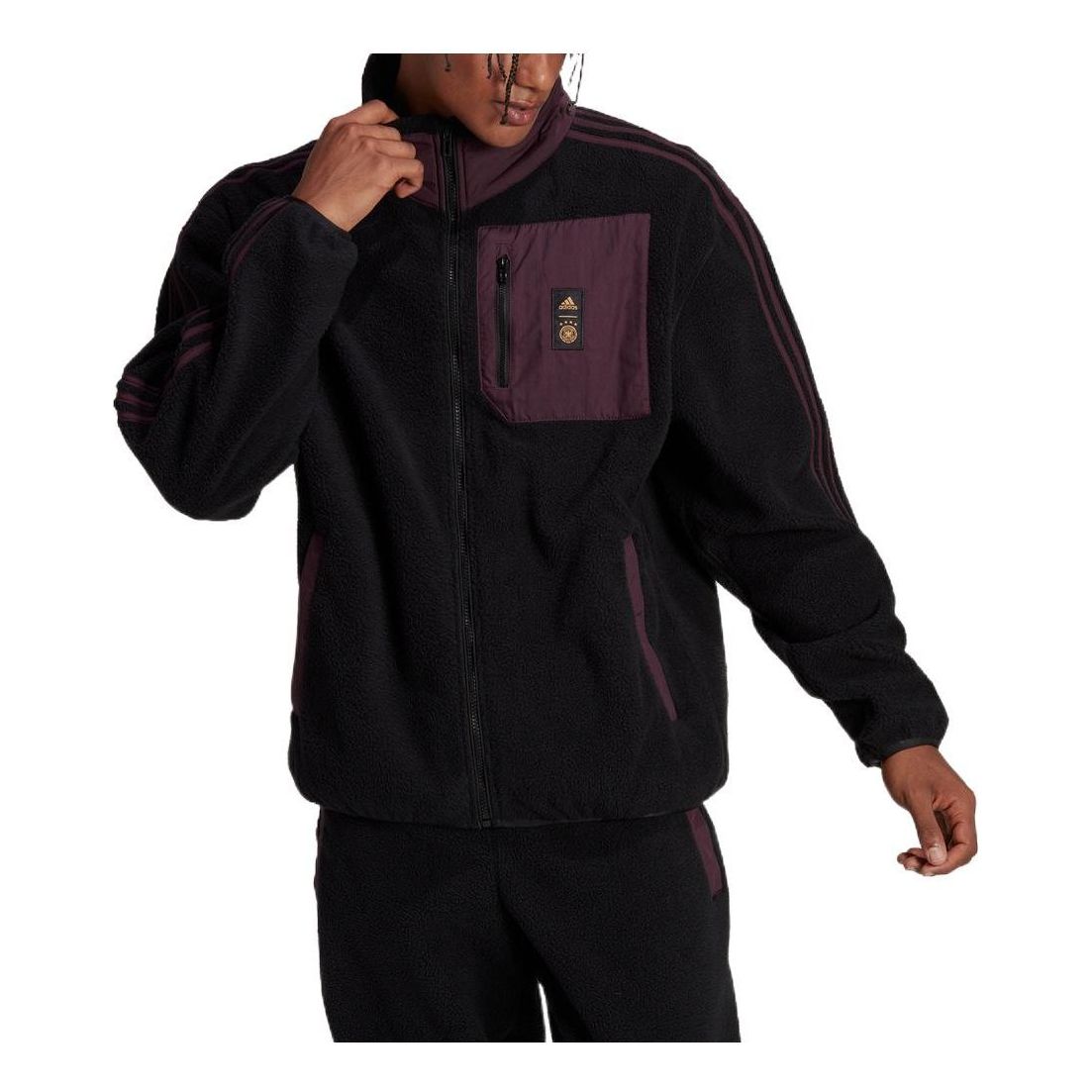 

Куртка adidas Logo HF4069