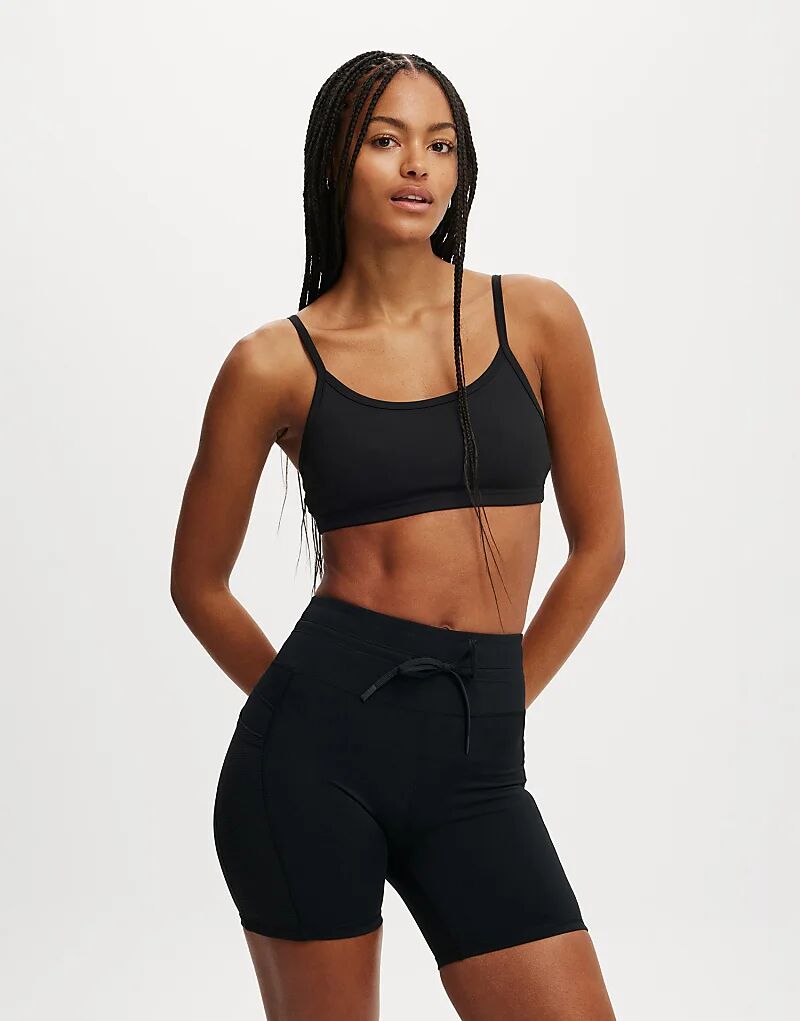 

Укороченные шорты Ultimate Run Rib черного цвета Cotton:On
