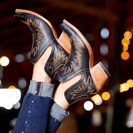 Ботинки женские Ariat Dixon Western Bootie на каблуке, черный/коричневый — фото 3