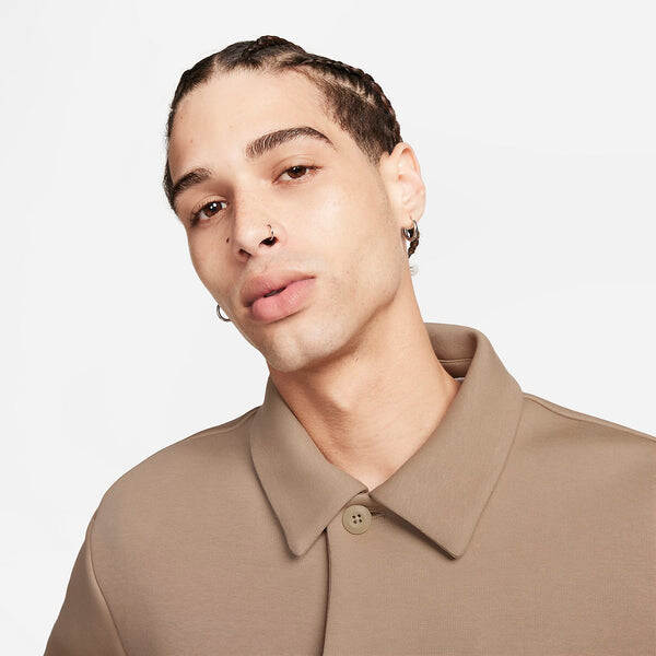 Куртка Nike Sportswear Tech Fleece Reimagined Wide Shirt Jacket 'Khaki', хаки — фото 2