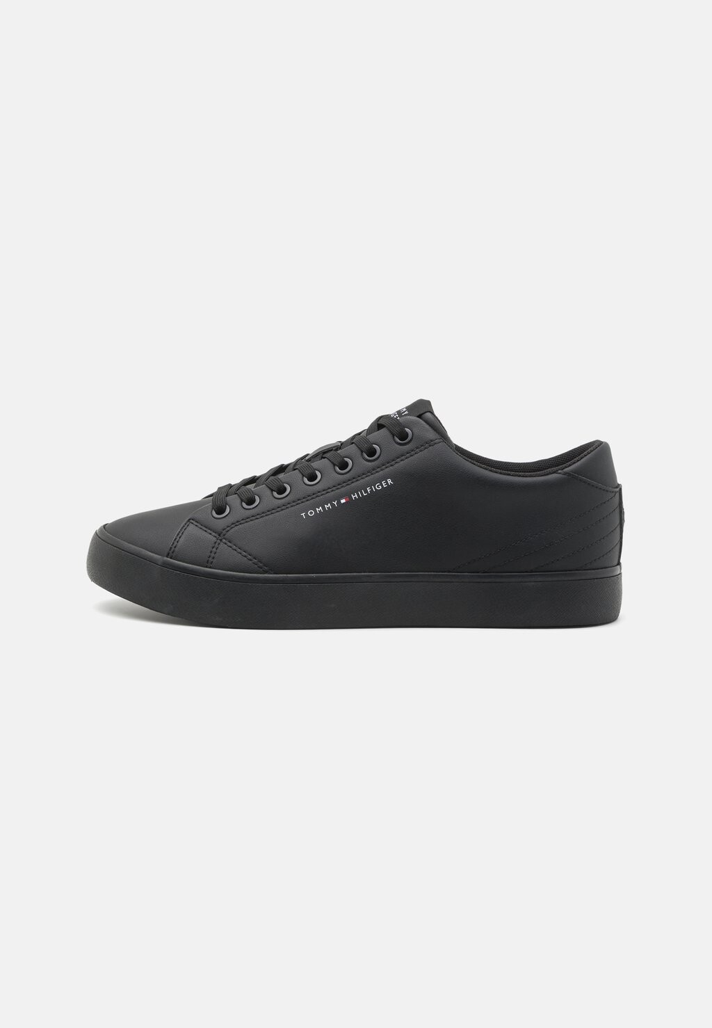 

Кроссовки на шнуровке CORE Tommy Hilfiger, черный