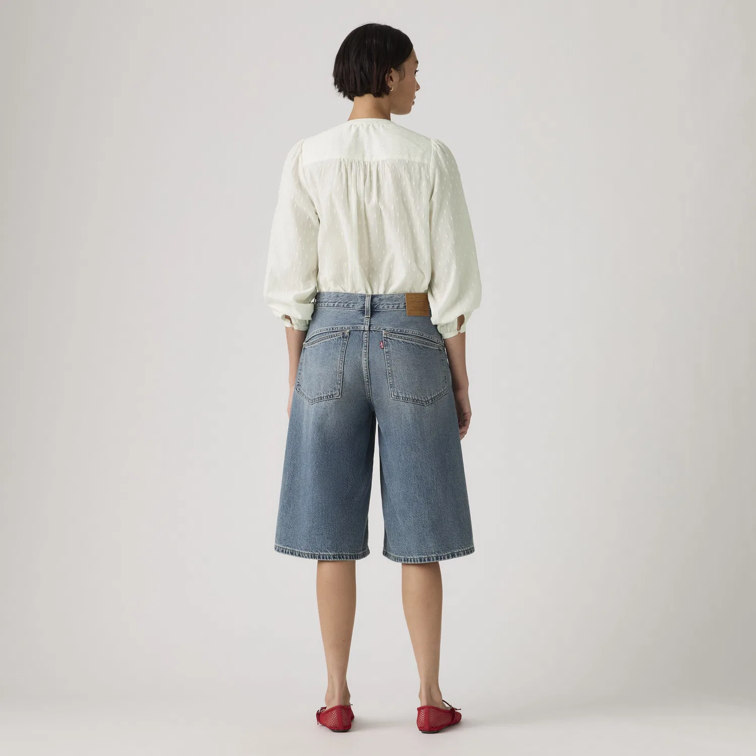Супер свободные женские шорты Levi's, Medium Wash — фото 3
