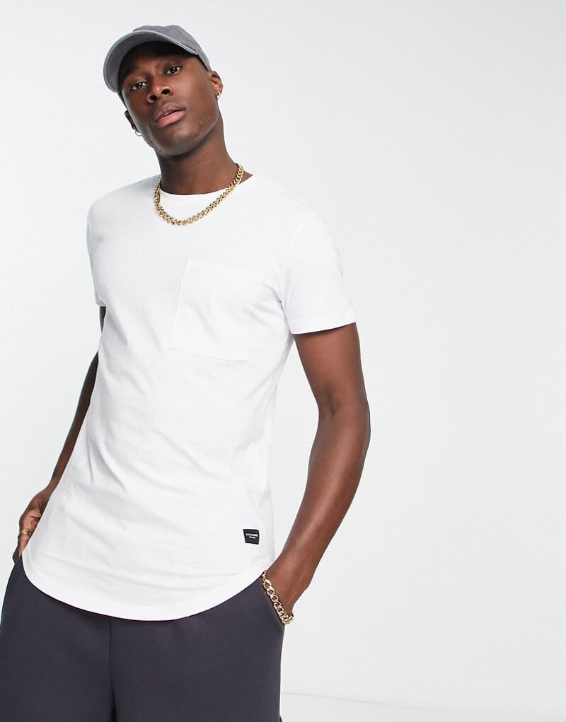 

Jack & Jones Essentials — черная футболка длинного кроя с закругленным краем и карманом