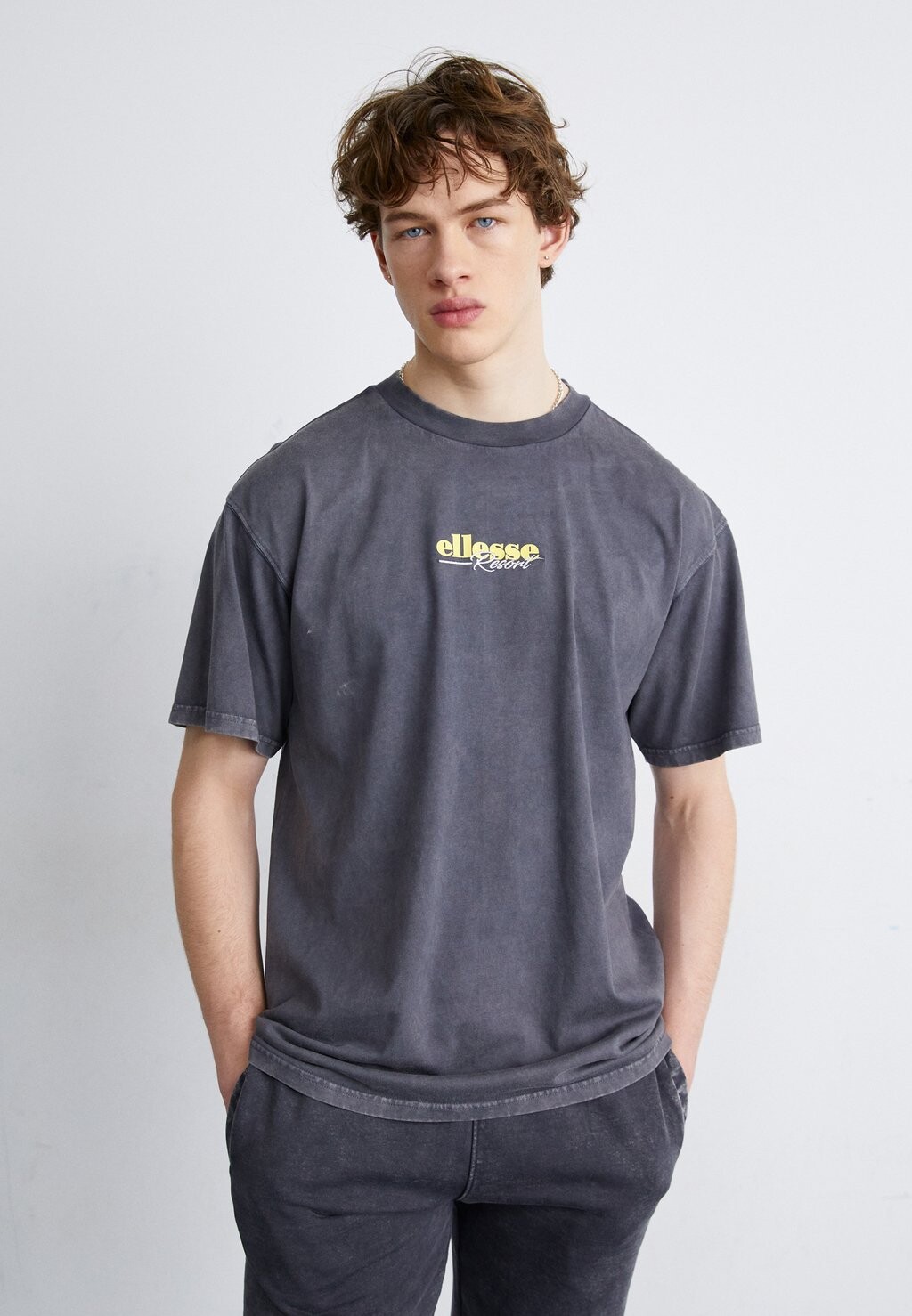 

Футболка с принтом Ellesse, цвет dark grey