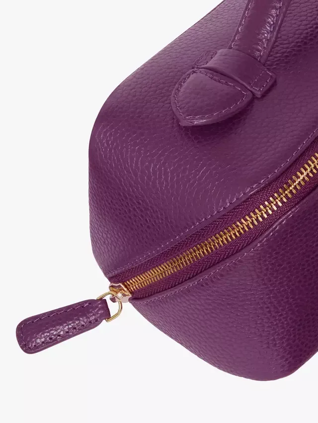Кожаная косметичка Jet Set OSPREY LONDON, Aubergine — фото 4
