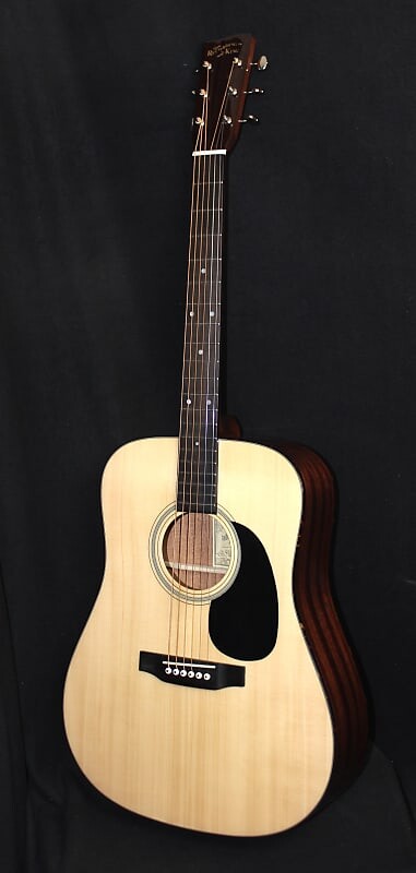 

Акустическая гитара Recording King RD-318 Dreadnought, 30+ Year Old Aged Red Spruce Top, All Solid Wood, Brand New!