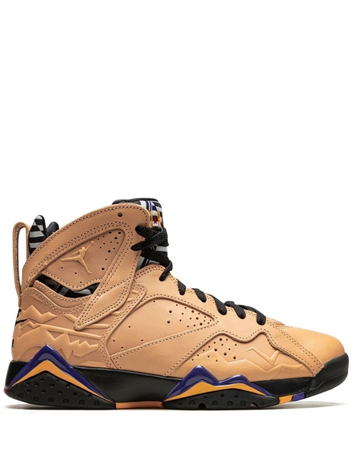 

Кроссовки Air 7 Jordan, бежевый