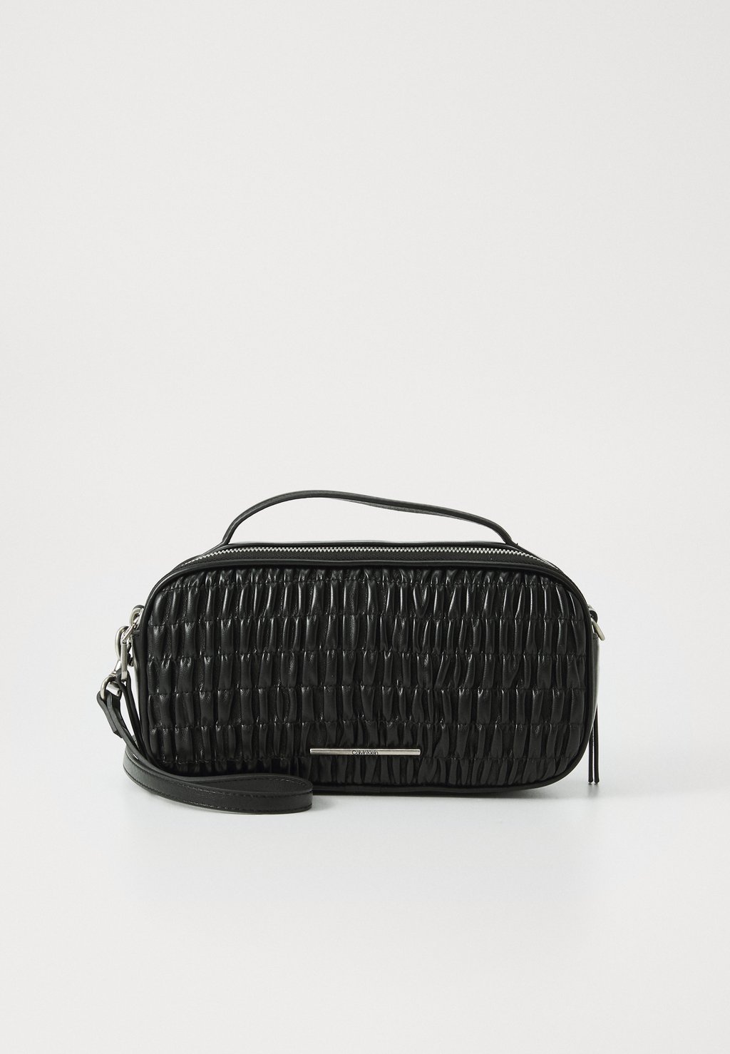 

Сумка RUCHED CROSSBODY CAMERA BAG Calvin Klein Jeans, черный