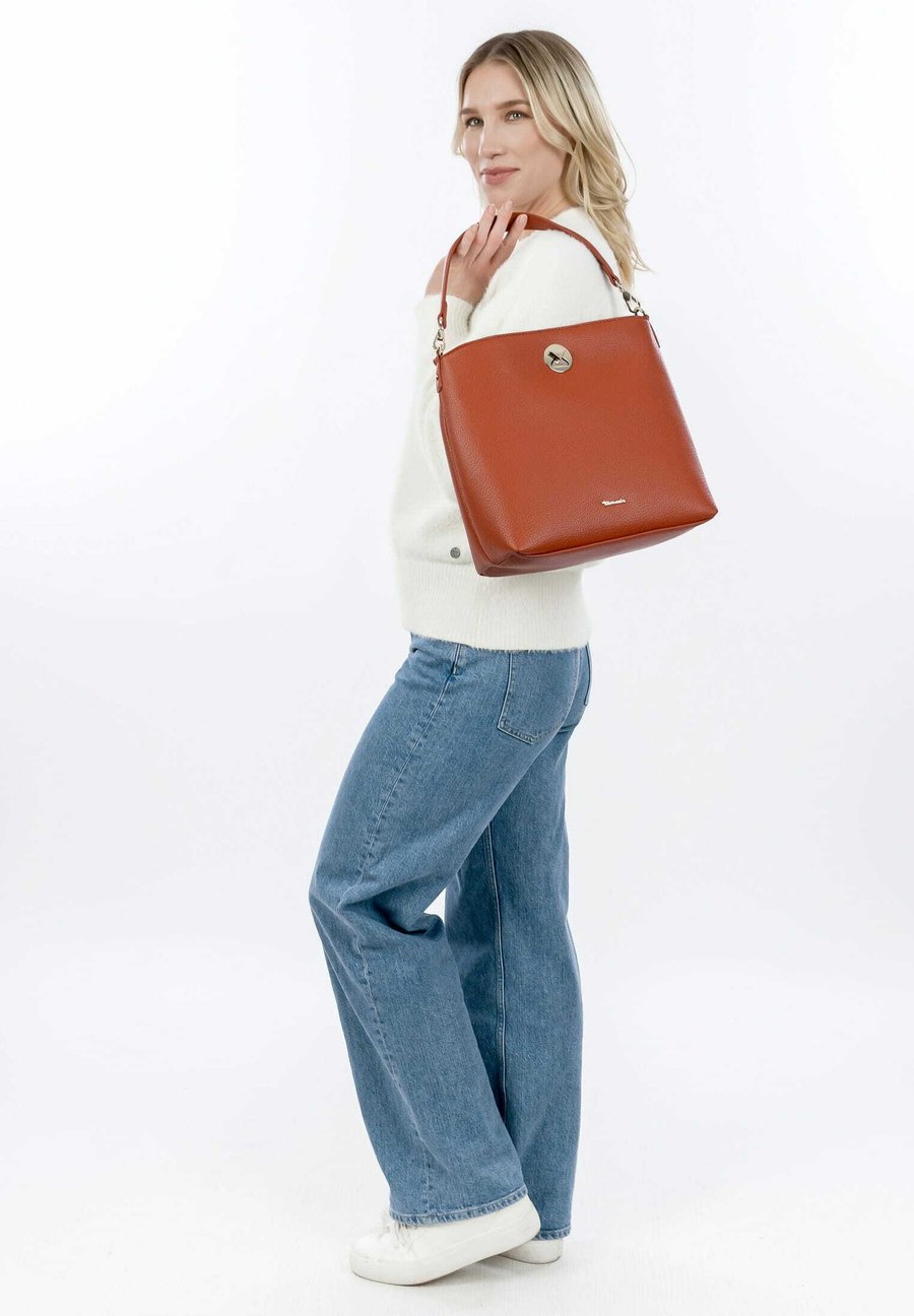 

Сумка Tamaris Handbag, Rust/Brown