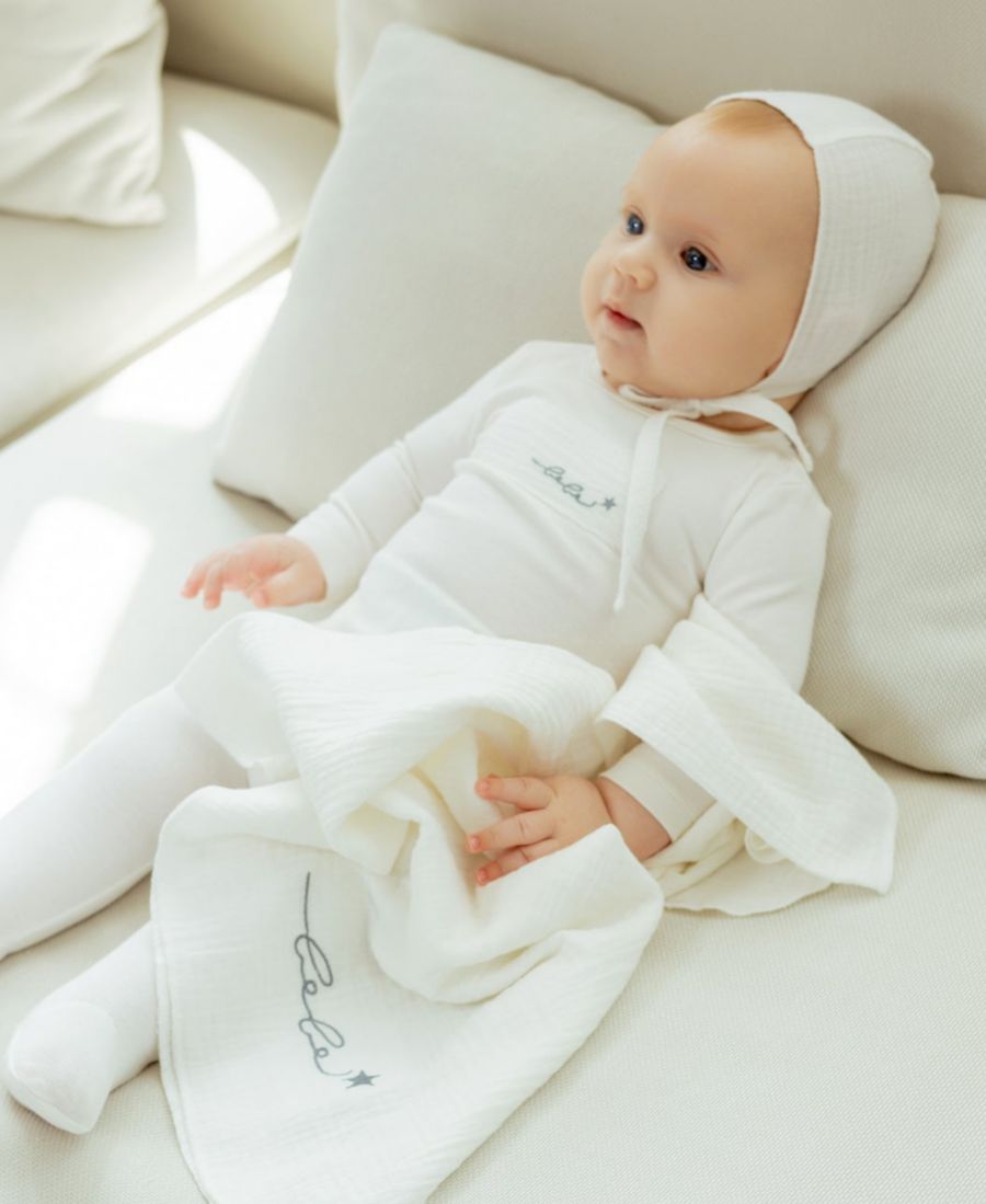 Хлопковая футболка с муслиновыми нашивками Baby Layette NoggiWear, Ivory / blue — фото 3