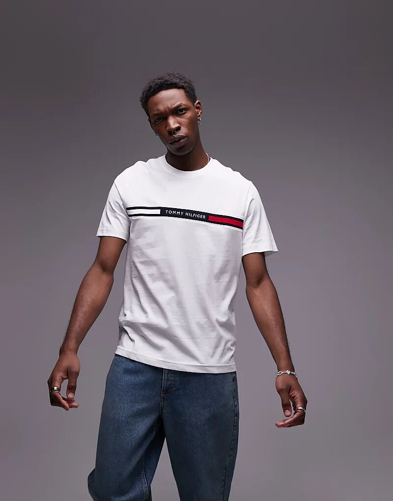 

Футболка с линейным флагом белого цвета Tommy Hilfiger