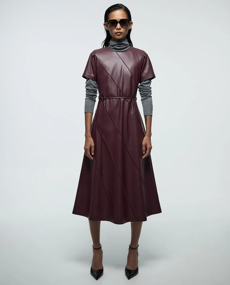 

Платье с эффектным поясом Sfera, бордовый