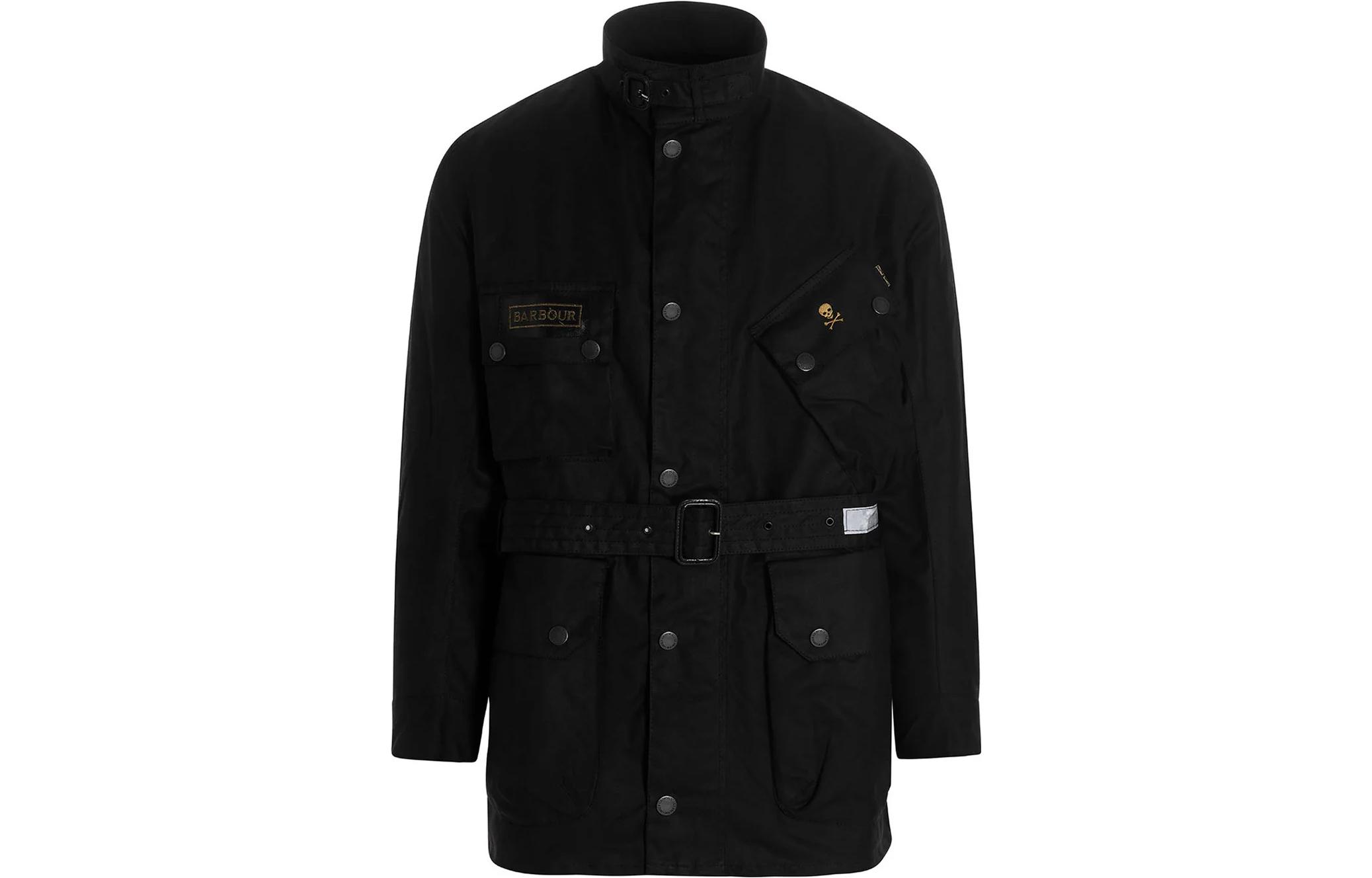 

Куртка с вышитым логотипом, на поясе, с высоким воротом BARBOUR, черная, Черный, Куртка с вышитым логотипом, на поясе, с высоким воротом BARBOUR, черная