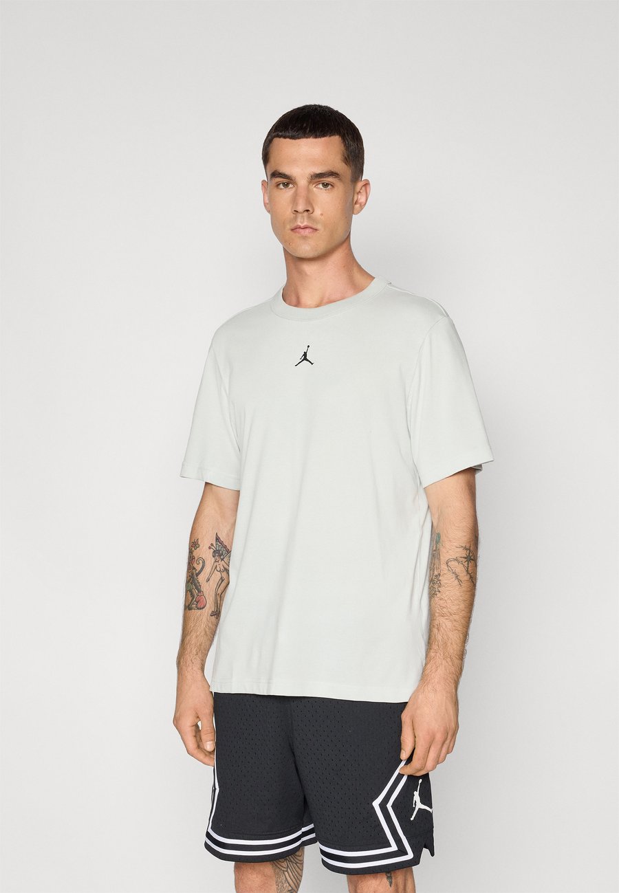

Футболка Jordan Basic T-shirt, Light Silver-Coloured/Black/Light Grey, Черный, Футболка Jordan Basic T-shirt, Light Silver-Coloured/Black/Light Grey