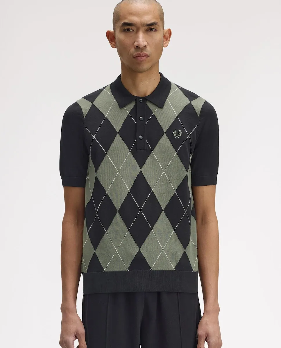 

Мужской джемпер с поло-воротником и короткими рукавами с ромбическим узором Fred Perry, черный