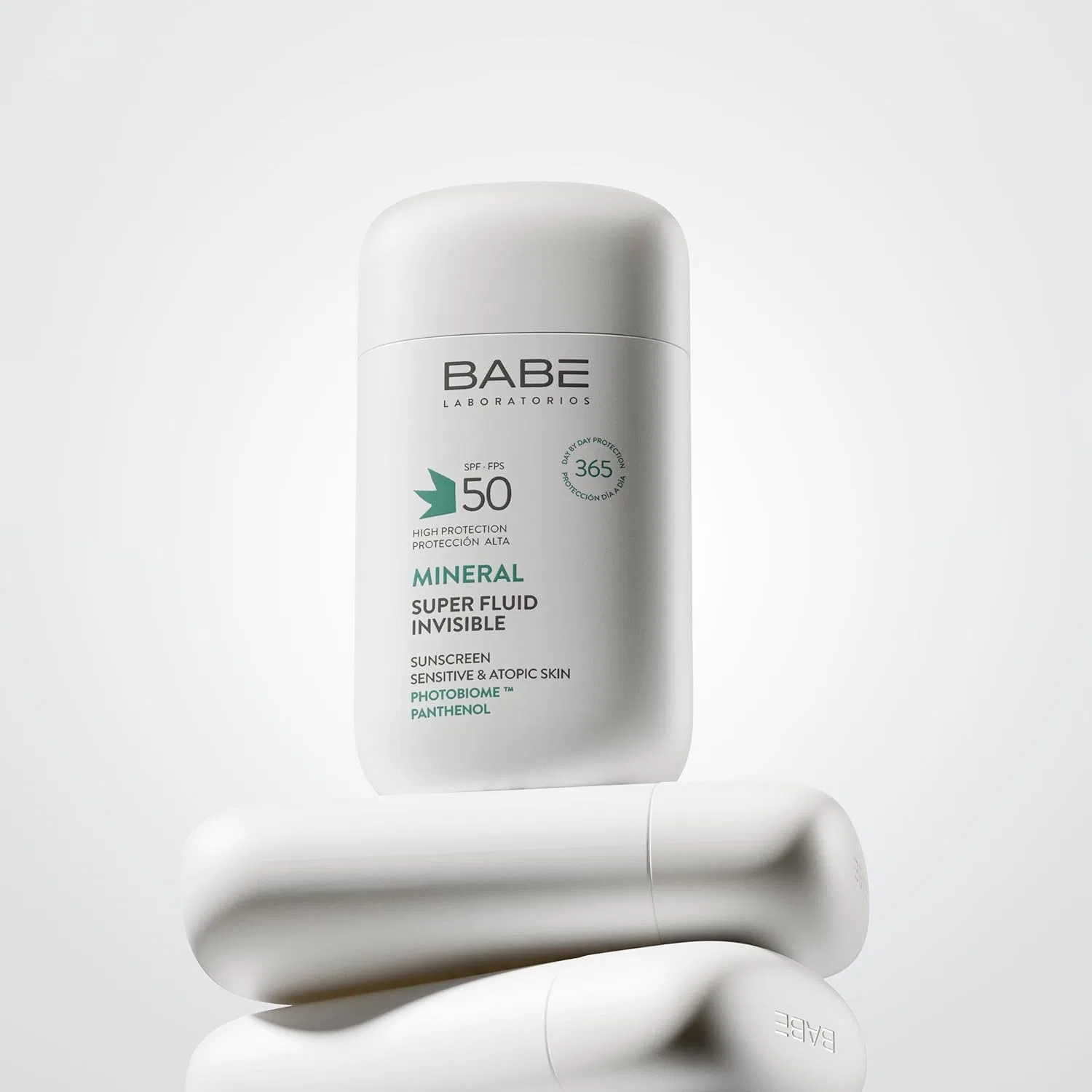 Минеральный солнцезащитный флюид «Super Fluid Mineral SPF 50» от Laboratorios Babé Laboratorios Babe — фото 2