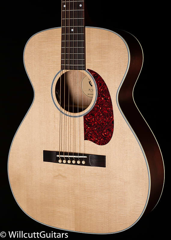 

Акустическая гитара Guild M-40E Troubadour Natural