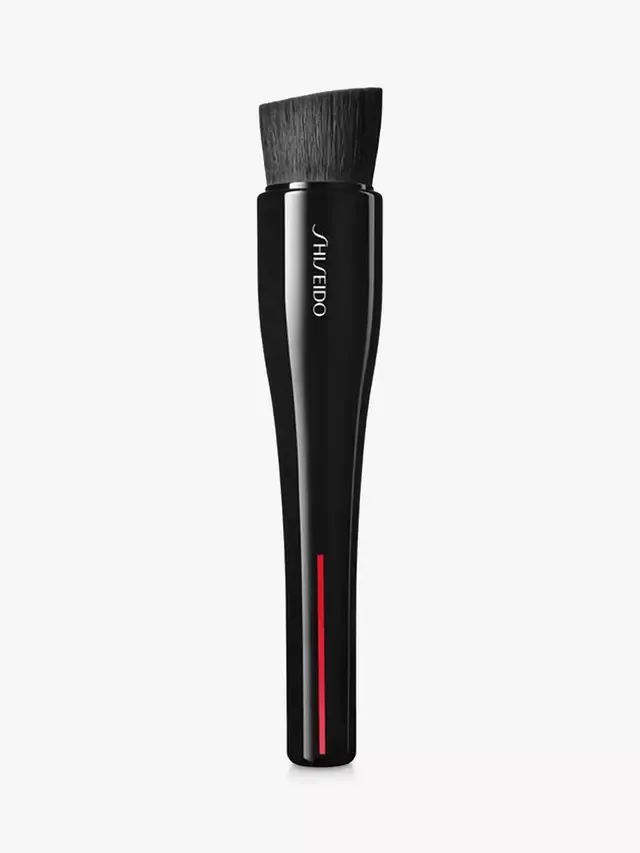 Кисть для тональной основы Hasu Fude Shiseido
