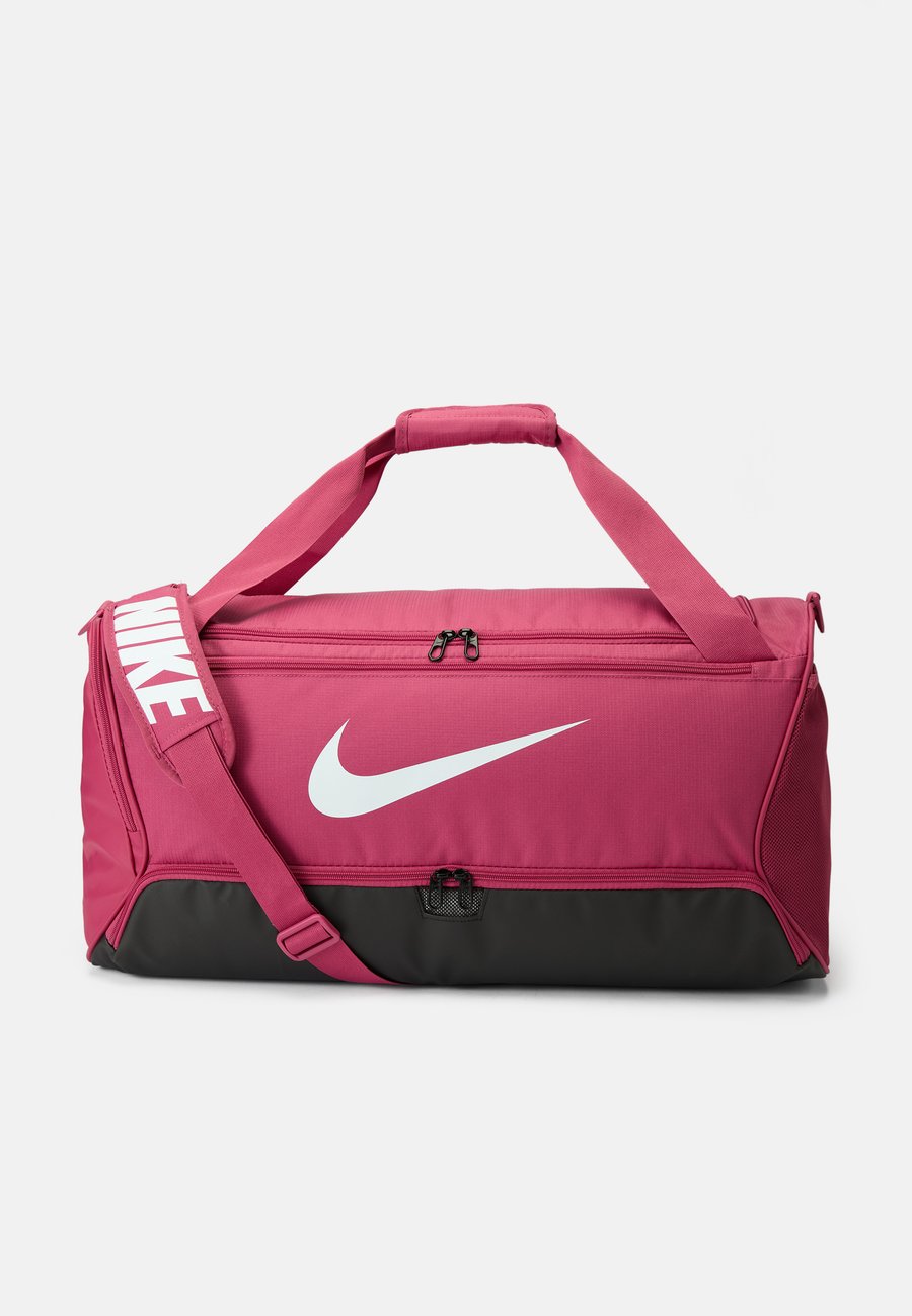 

Спортивная сумка Nike Performance Sports bag, Sweet Beet/Black/Berry
