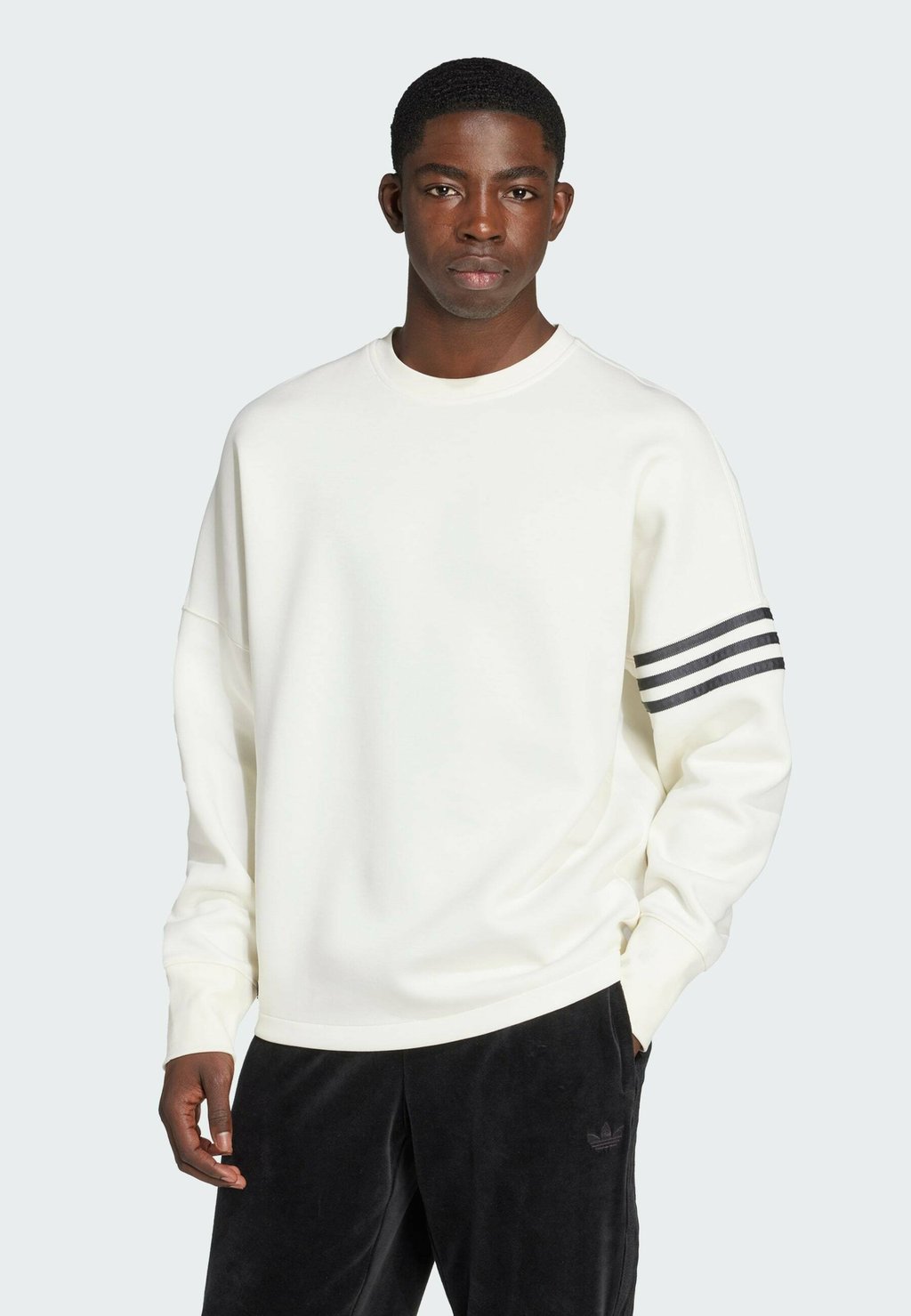 

Толстовка CREW Adidas Originals, кремовый