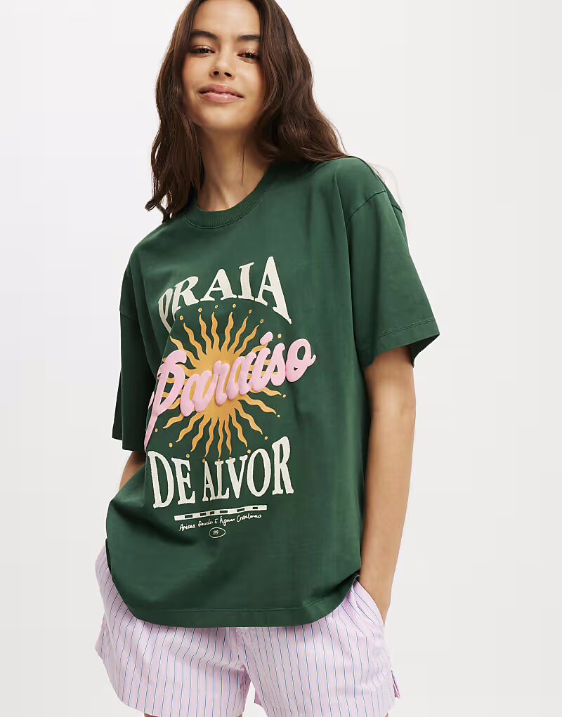 

Топ Cotton:On The boxy graphic tee in green
