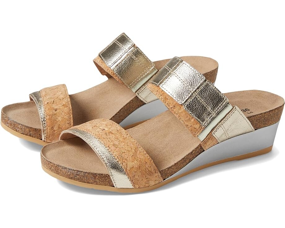 

Туфли Naot Royalty, цвет Radiant Gold Leather/Cork Leather