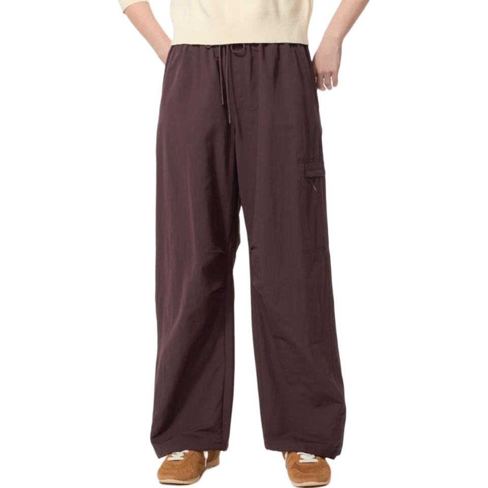 

UNIQLO Повседневные брюки Women's Dark Umber Moderate Others
