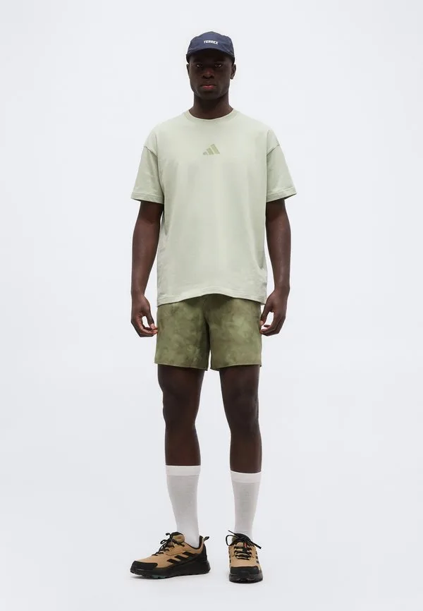 Шорты для активного отдыха Adidas Terrex, Tent Green/Olive Strata — фото 2