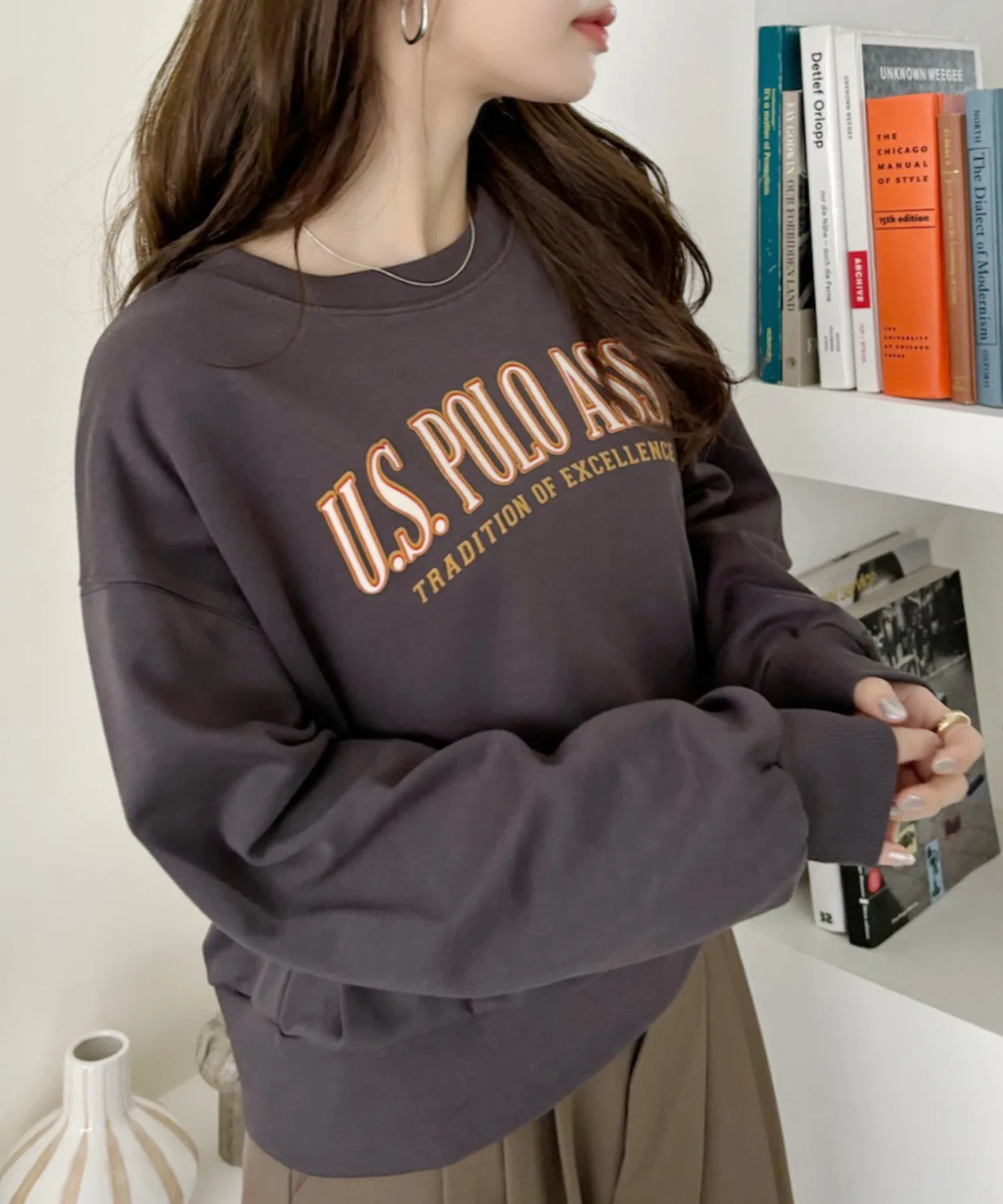 Толстовка с логотипом колледжа, изготовленная из картона, производства US POLO ASSN. — фото 3
