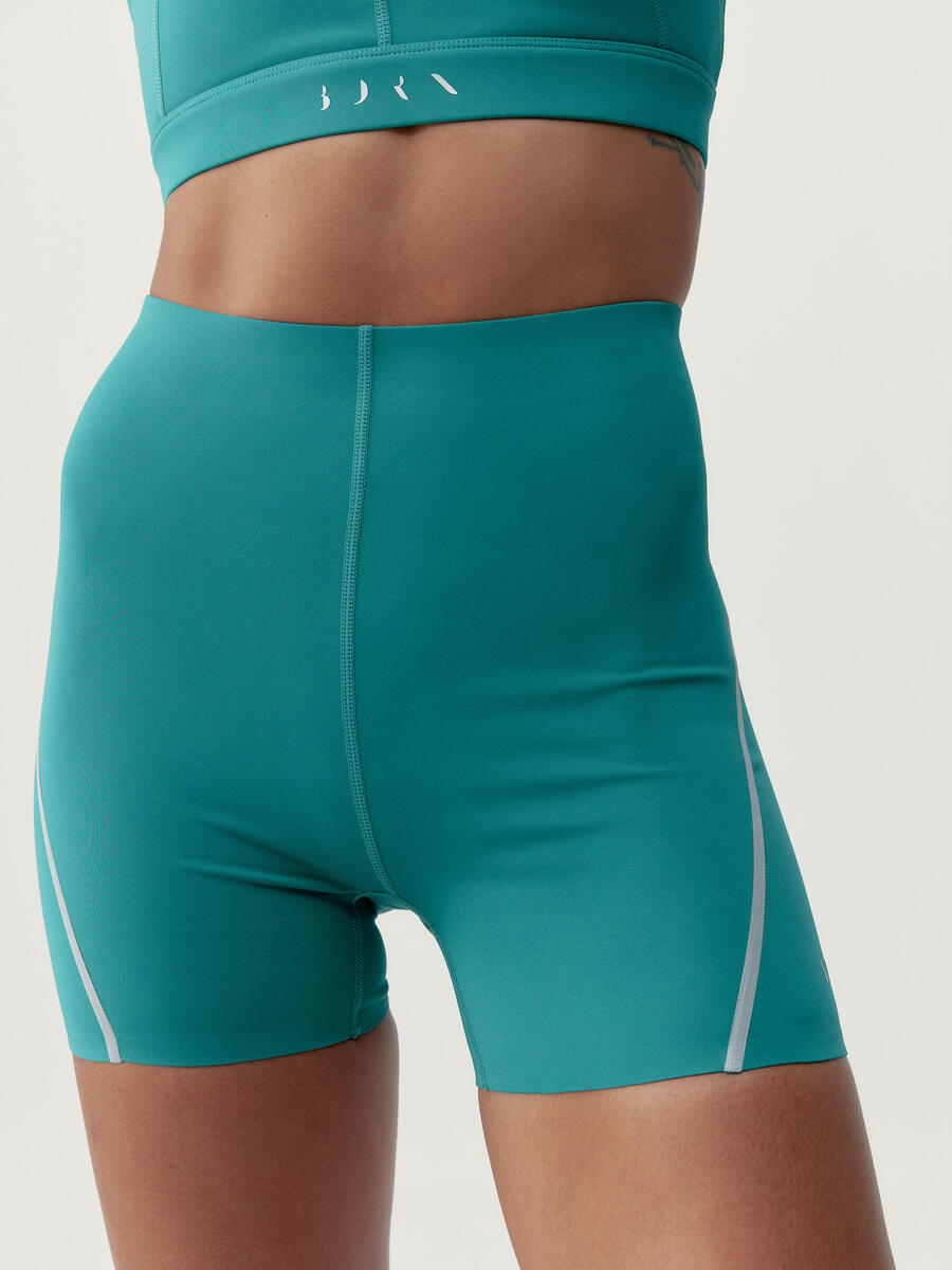 

Женские спортивные шорты Luna Born Living Yoga