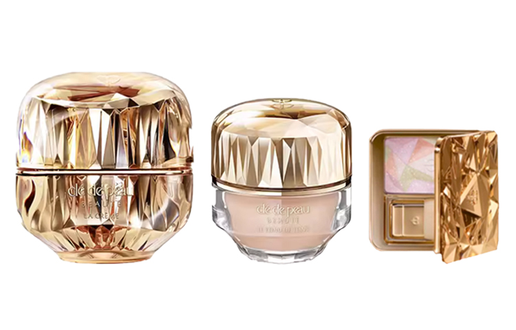 Набор для ухода за кожей Clé De Peau Beauté Golden Essence: золотой крем, 50 мл + крем-пудра Diamond Powder Cream I10 + хайлайтер Highlight 21 — фото 3
