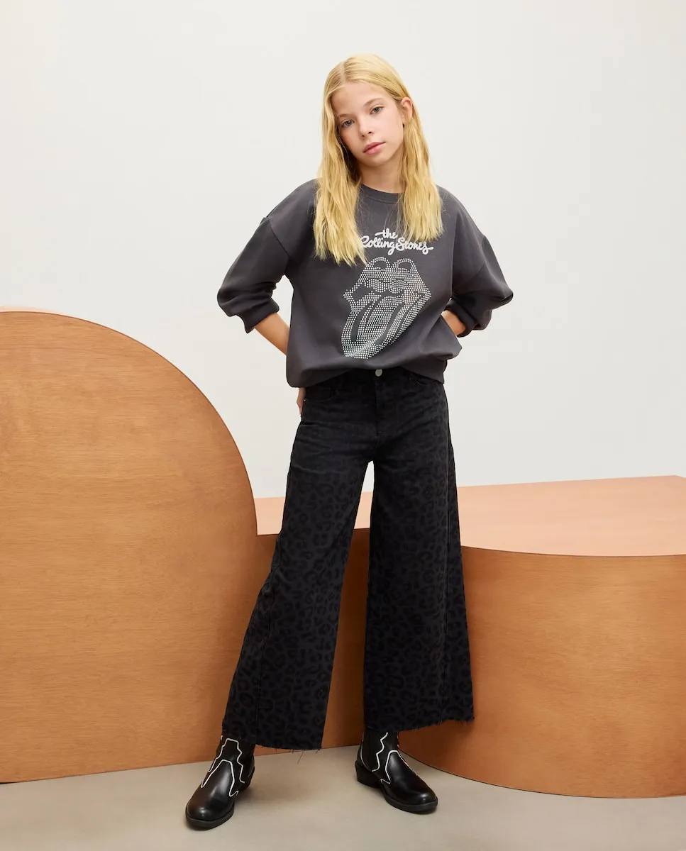 

Детская толстовка с круглым вырезом, лицензия Rolling Stone, с принтом и стразами Kids El Corte Inglés, серый