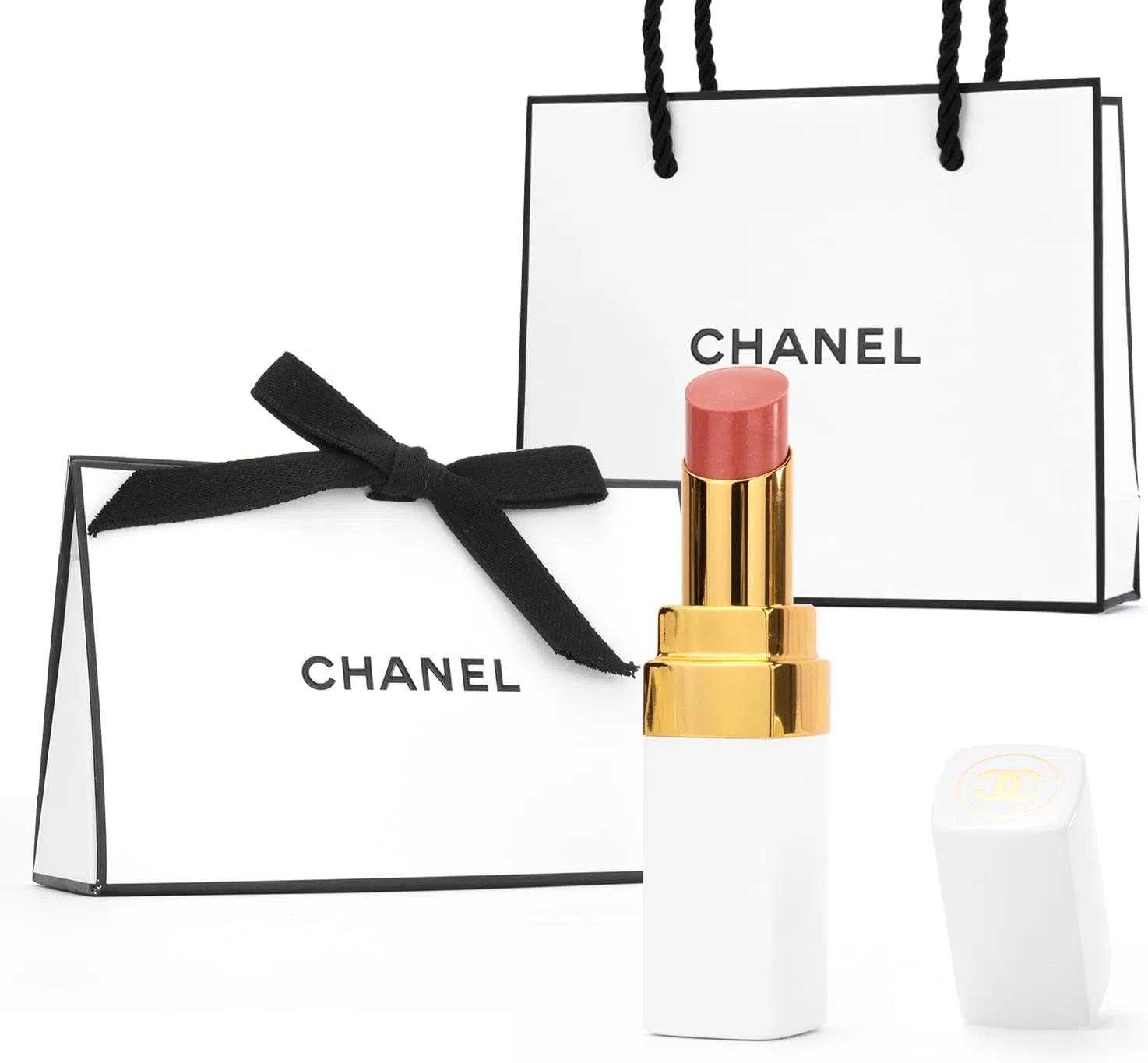 Бальзам для губ Chanel Rouge Coco Baume 3 г, оттенок 928 Pink Delight