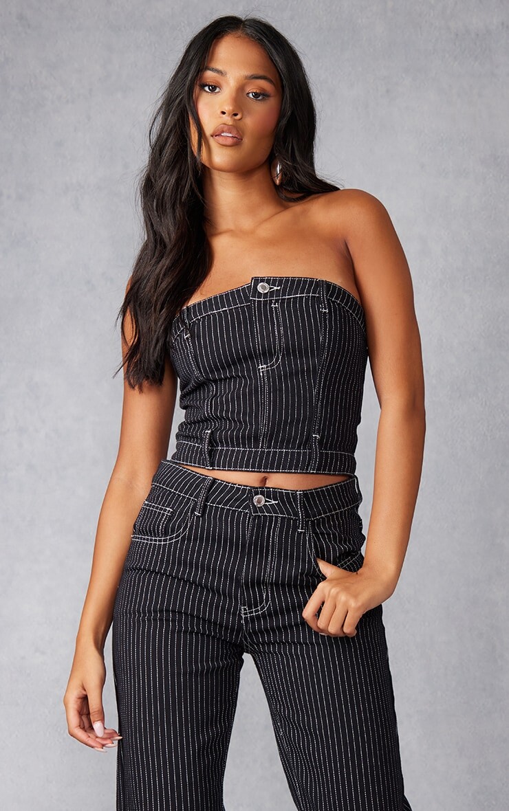 

PrettyLittleThing Высокий черный джинсовый корсетный топ в тонкую полоску