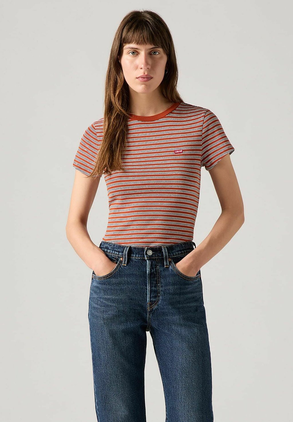 

Базовая футболка ESSENTIAL NIGHT Levi's, красный