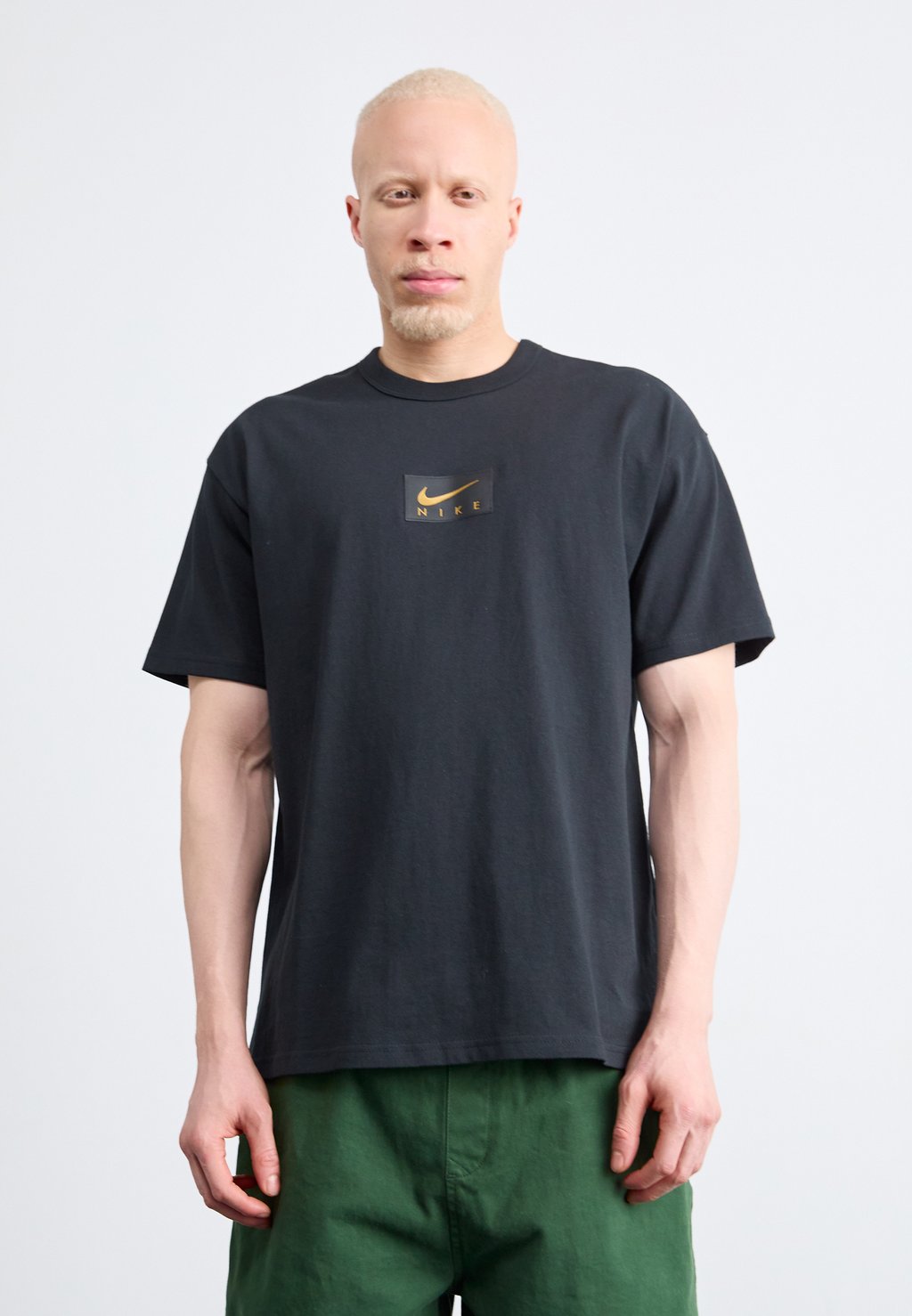 

Базовая футболка TEE SEGA Nike Sportswear, черный