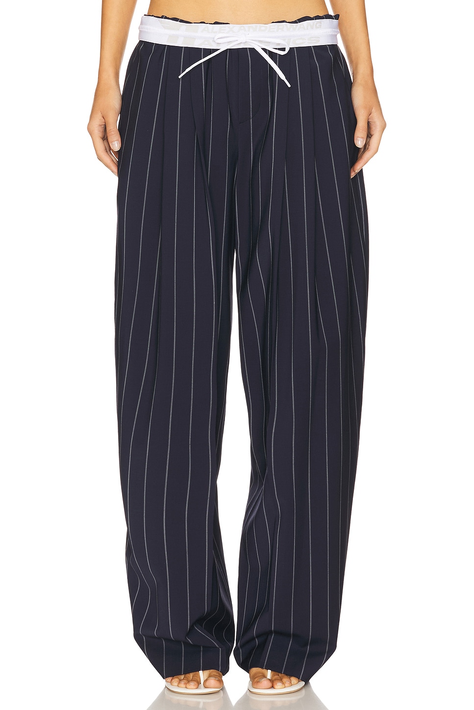 

Брюки с отворотом на поясе Alexander Wang, navy & grey