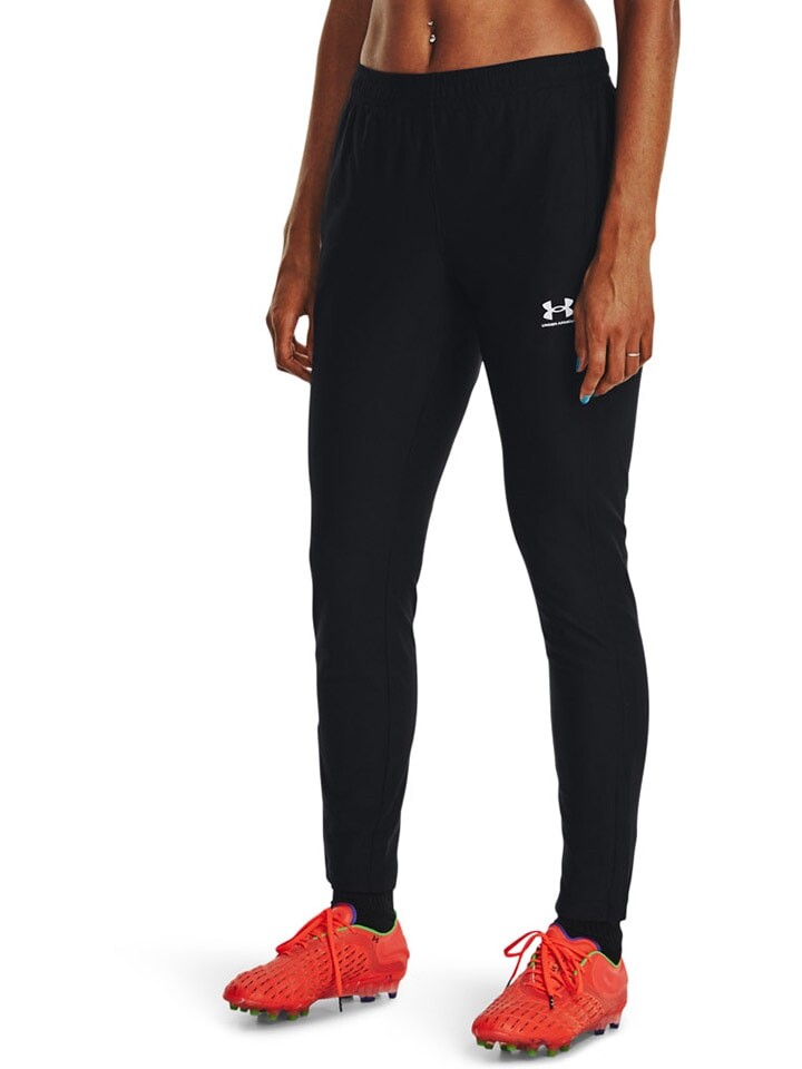 

Спортивные брюки Under Armour Challenger, черный