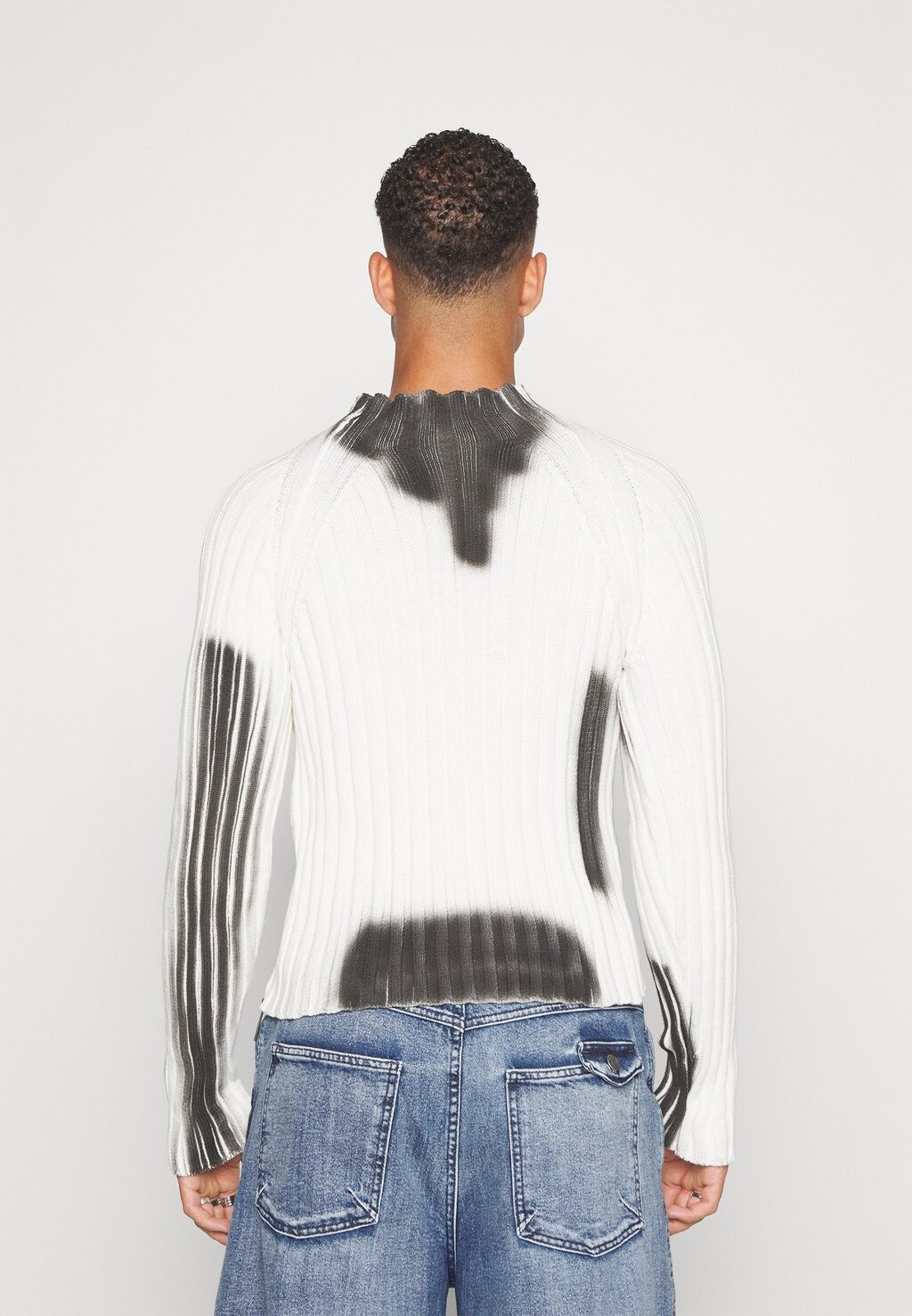 Свитер Jaded London DYED ASYMMETRIC ZIP, цвет White купить по цене