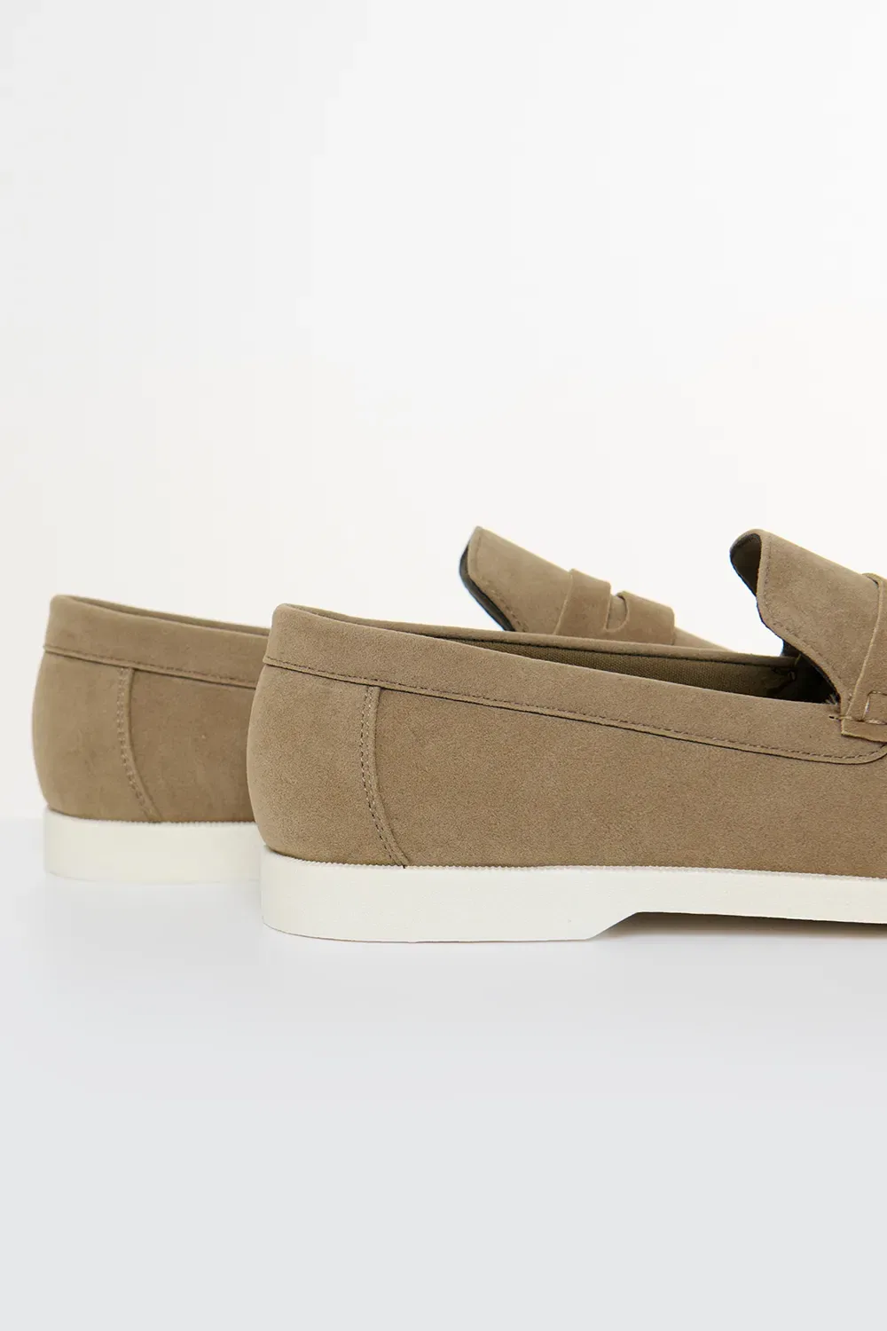 Полуботинки Penny Loafer из искусственной замши Threadbare, бежевый — фото 2