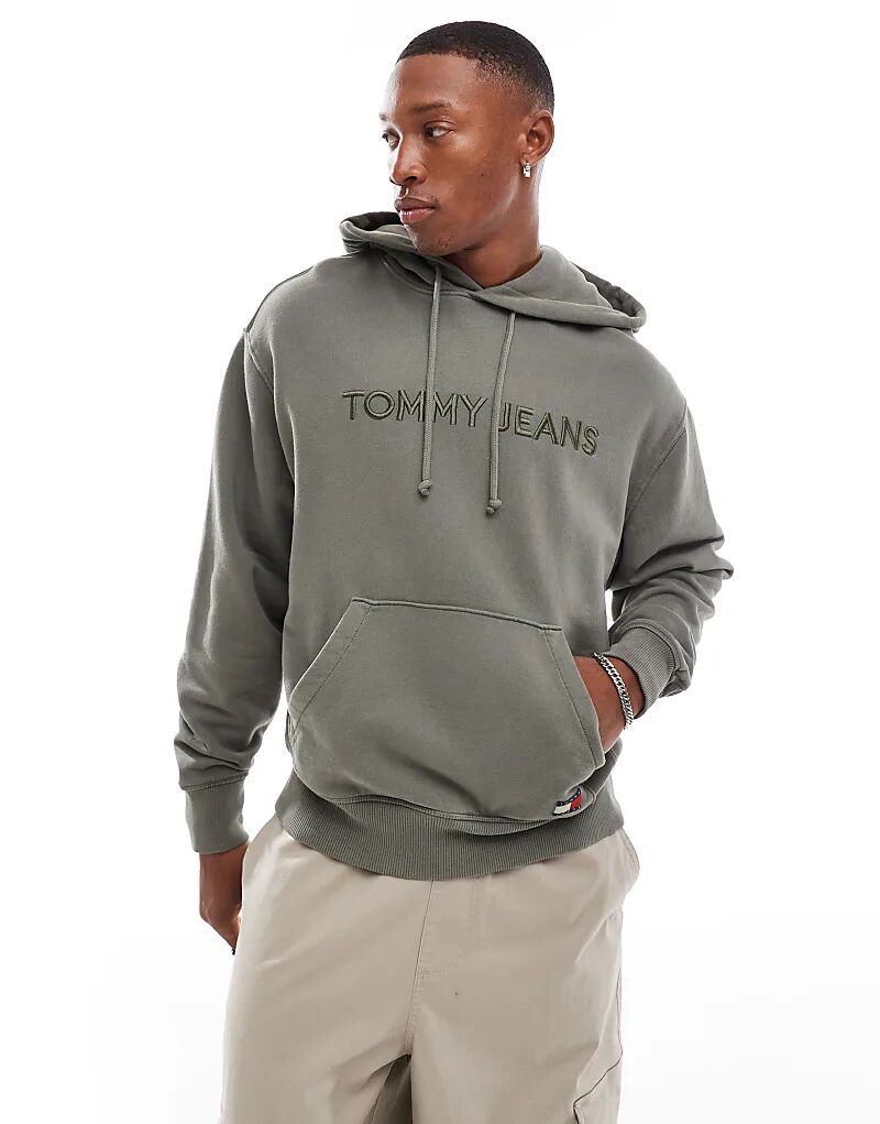 

Толстовка с капюшоном с линейным логотипом в тон цвета хаки Tommy Jeans