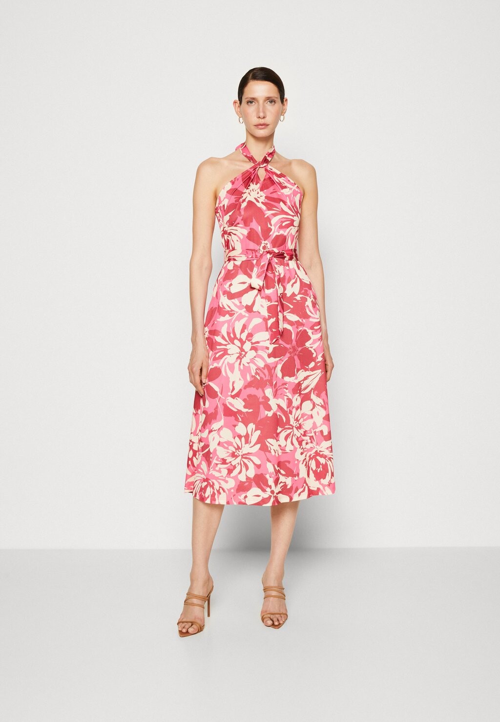 

Летнее платье Anna Field