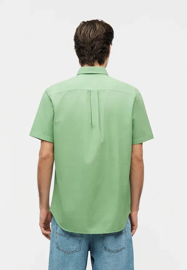Рубашка Tommy Hilfiger garment dyed shirt, цвет скошенная трава — фото 3