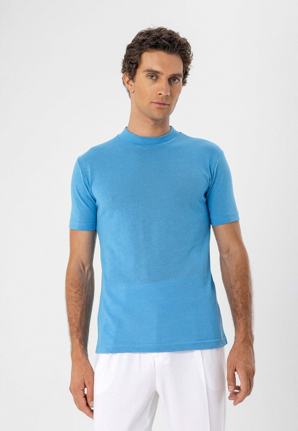 

Базовая футболка Crew Neck Antioch, саксофон