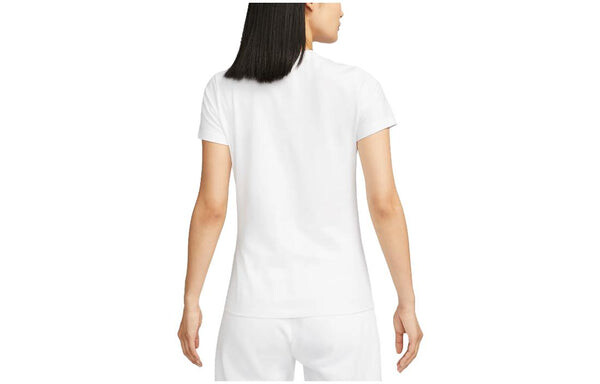 Футболка (WMNS) Nike Sportswear Essentials Logo T-Shirt 'White', белый — фото 2