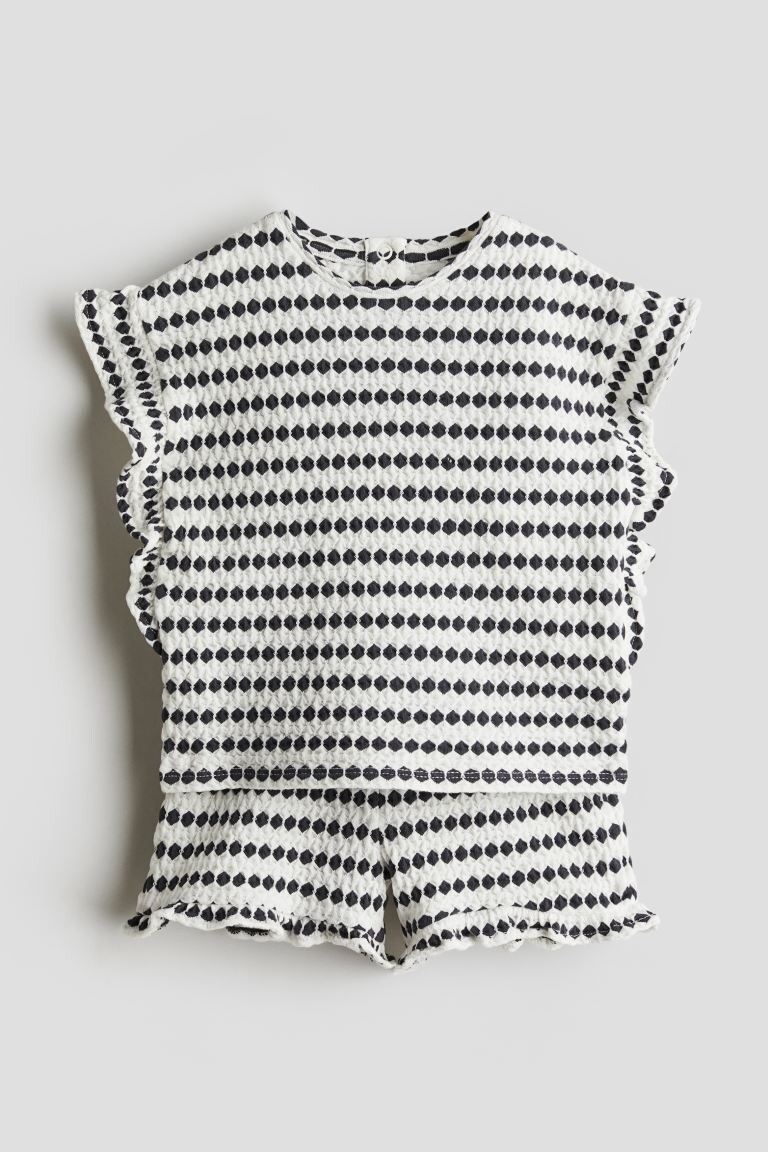 

Костюм-Двойка с рубашкой и шортами H&M, белый
